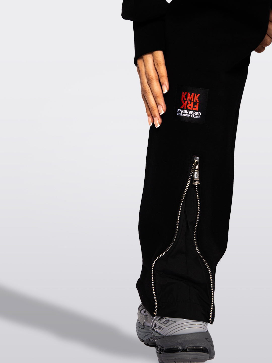 KOMIK FR3AK LIBERATIO FULL ZIP TRACKSUIT WOMEN